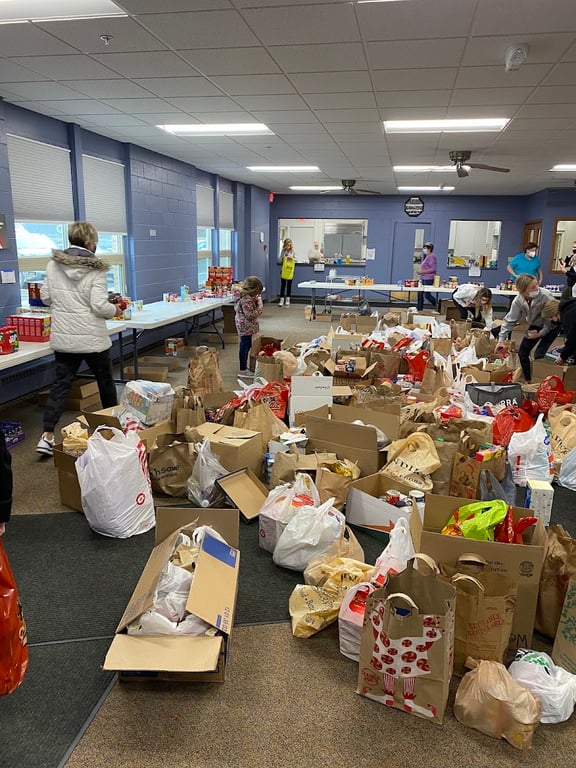 Pewaukee Food Pantry