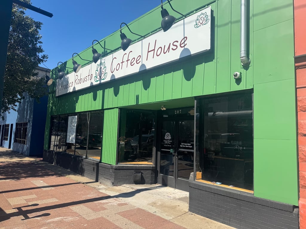 Arabica Robusta Coffee House