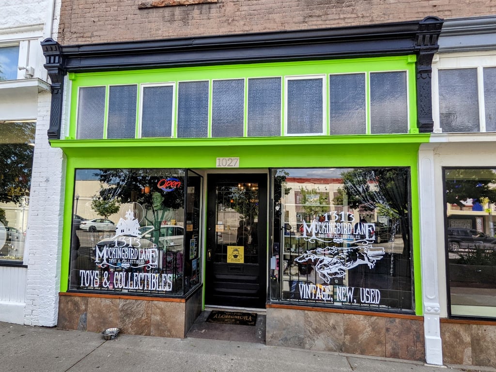 Photo of 1313 Mockingbird Lane Toys and Collectibles