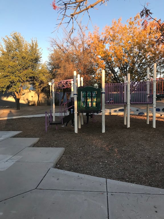 El Pueblo Park