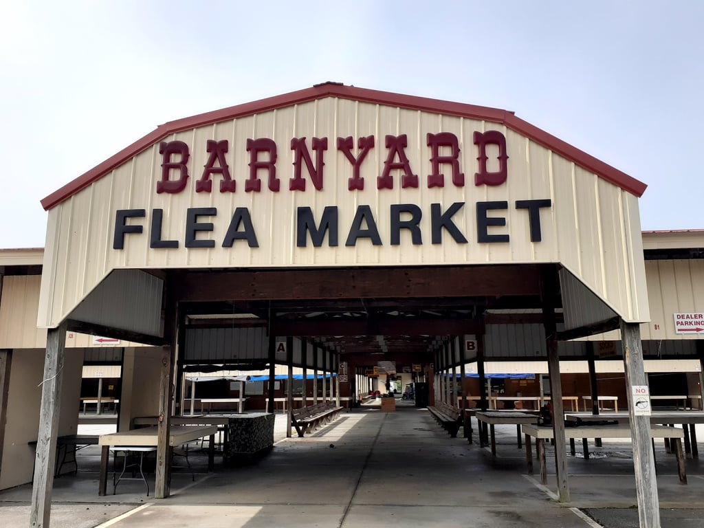 Barnyard Flea Market Greer
