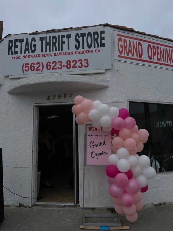 Retag Thrift Store