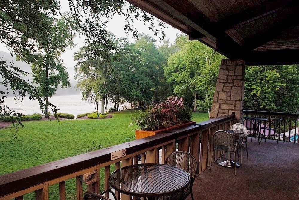 Chattahoochee Coffee Company – Riverside