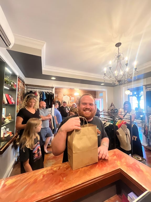 Rezbar & Dee Vintage