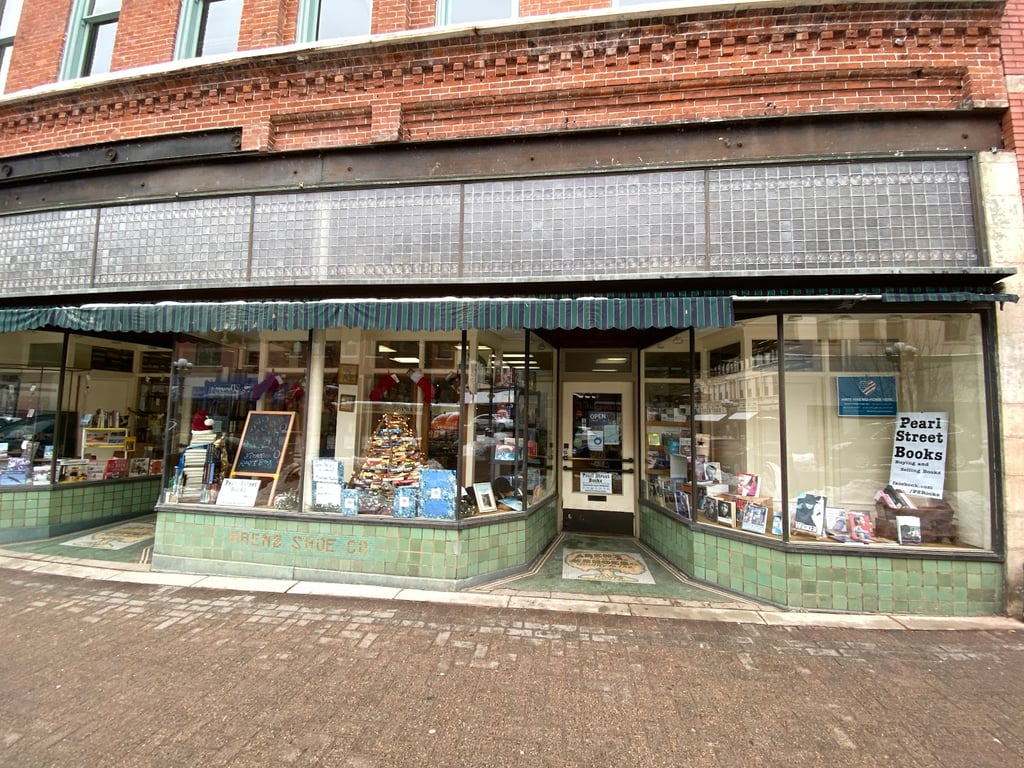 Pearl Street Books