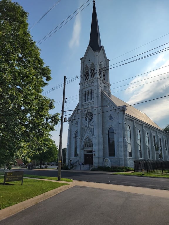 Sophia’s Kitchen – Food Pantry