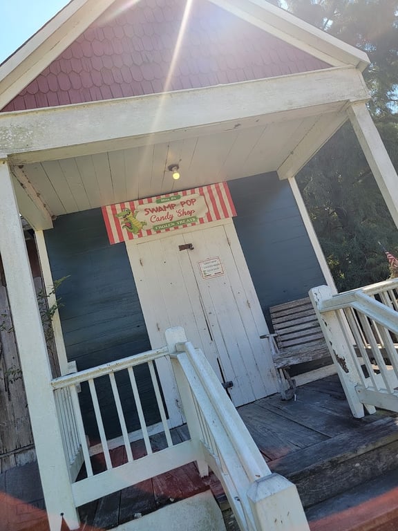Cajun Village Antiques