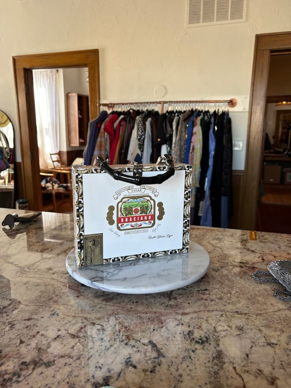 The Green Penny Vintage Store