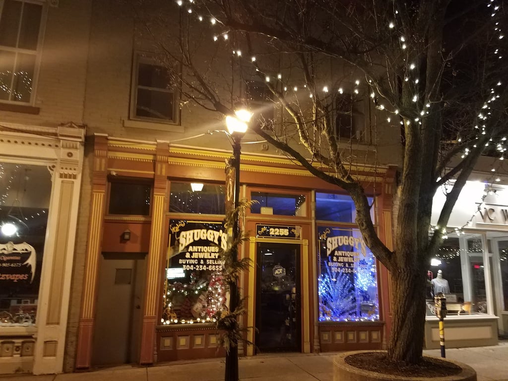 Photo of Antiques On the Market