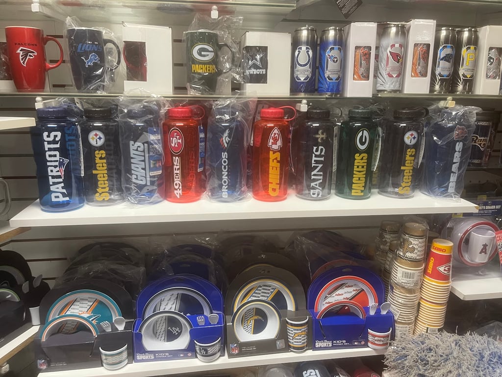 A & Y Sports Outlet
