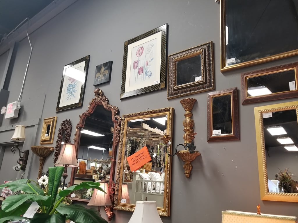Church Ladies Furniture Consignment