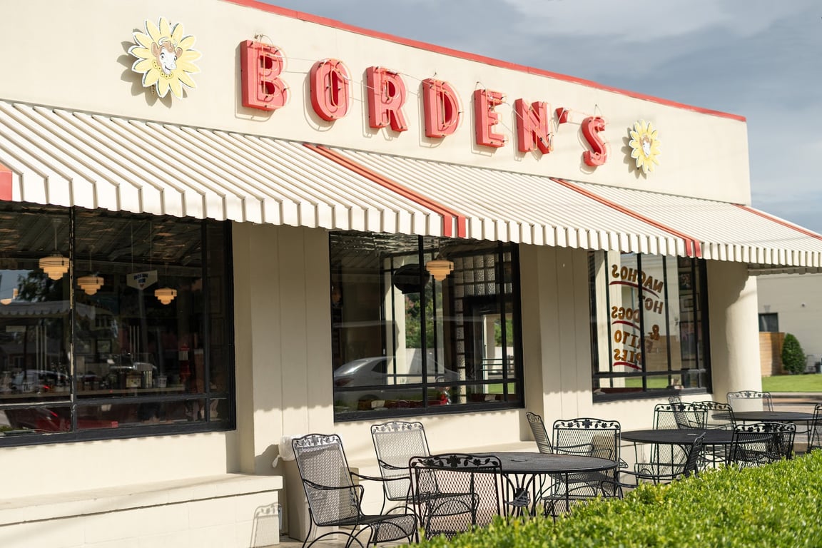 Photo of Borden’s Ice Cream Shoppe