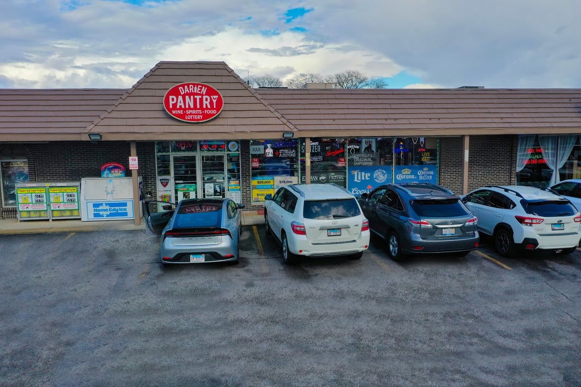 Darien Pantry