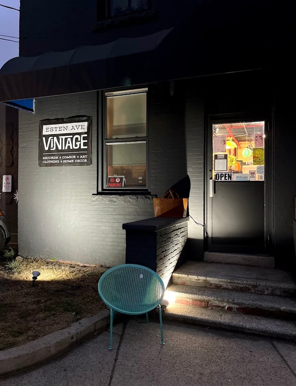 Esten Ave Vintage