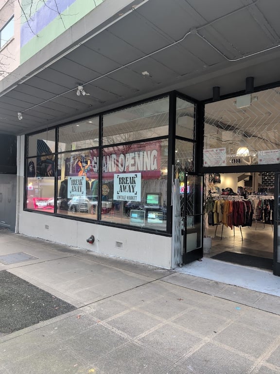 Photo of Break Away Vintage – U District
