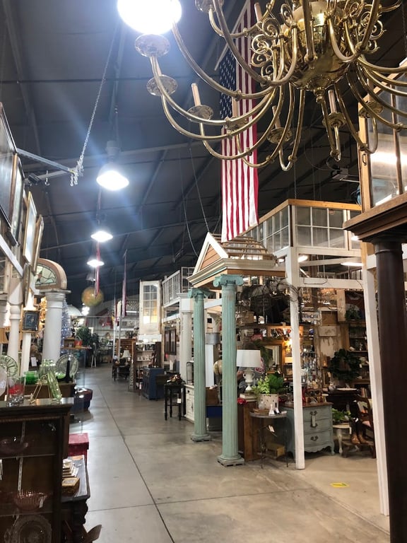 RINK Gallery, A Vintage Marketplace