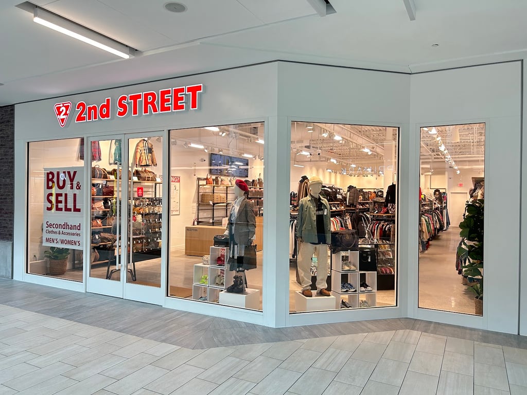 2nd STREET Burlington Mall