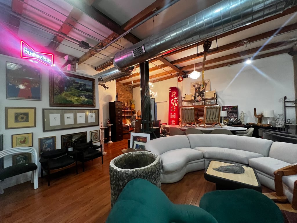 Rivich Auction | Chicago & Southwest Michigan’s Premier Auction House