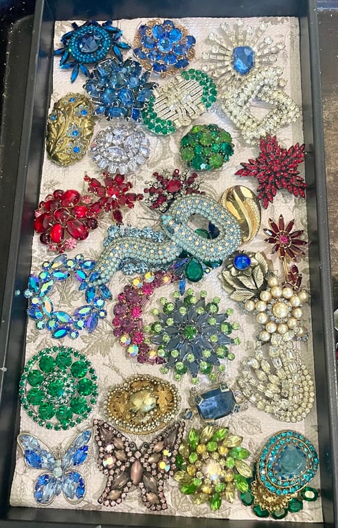 The Vintage Jewelry Collection