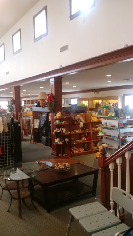 Country Closet Thrift Shop