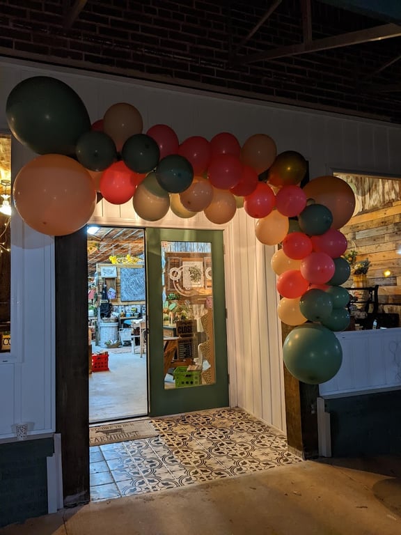 The Vintage Pineapple on Main