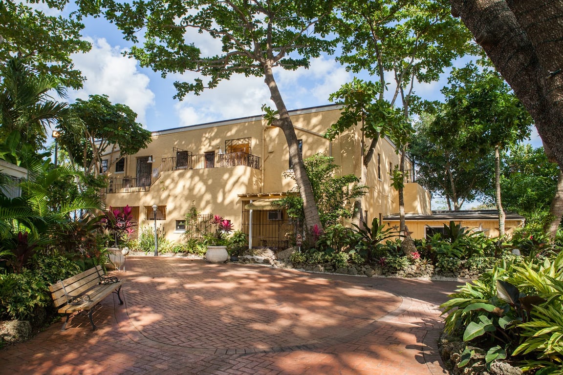 Cauley Square Historic Village