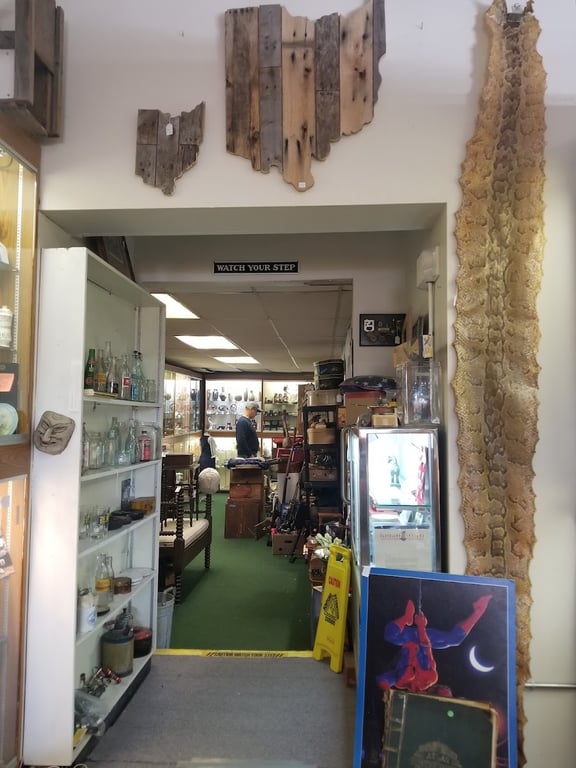 Copley Circle Antiques