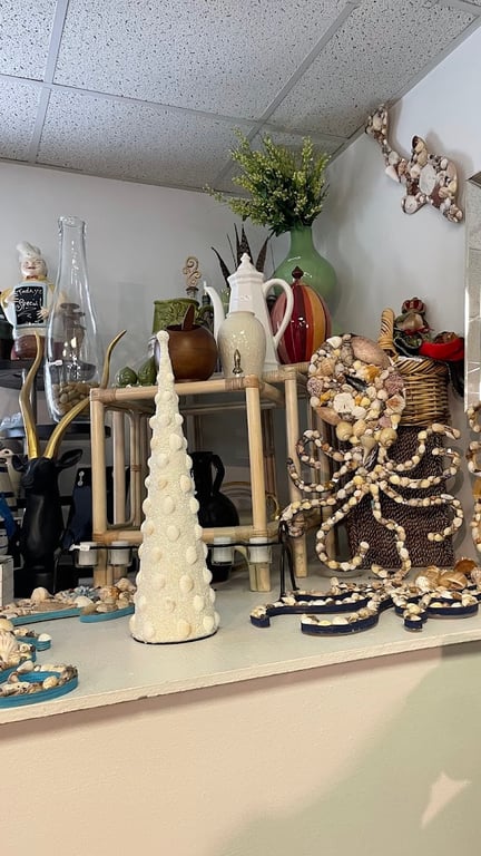 She-Sells Consignment & Resale Boutique