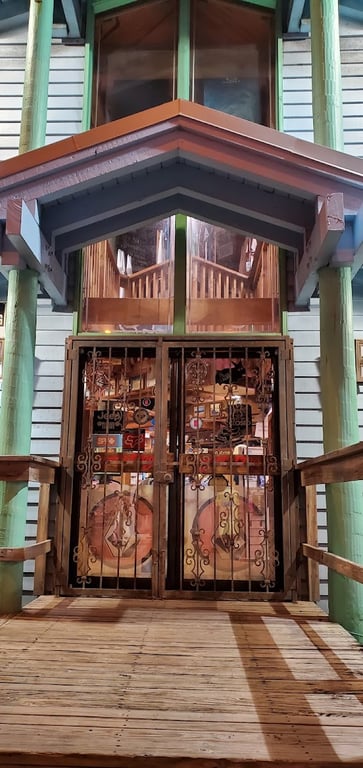 Salty Dog Surf Shop