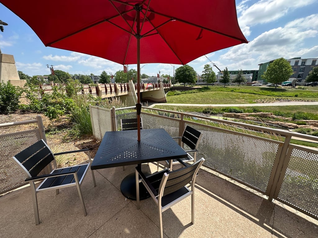 The Hub Cafe