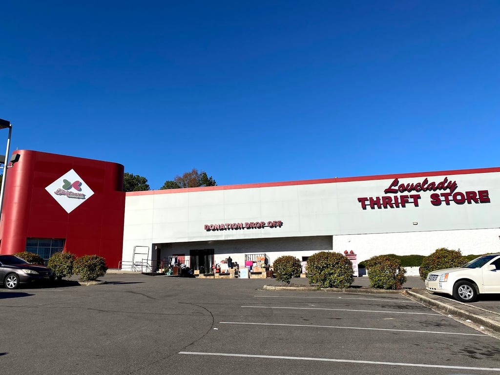 Lovelady Thrift Store