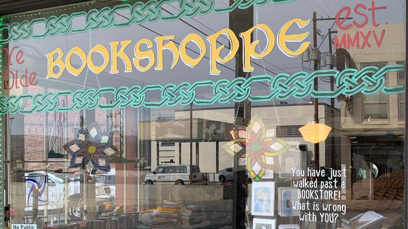 Ye Olde Bookshoppe