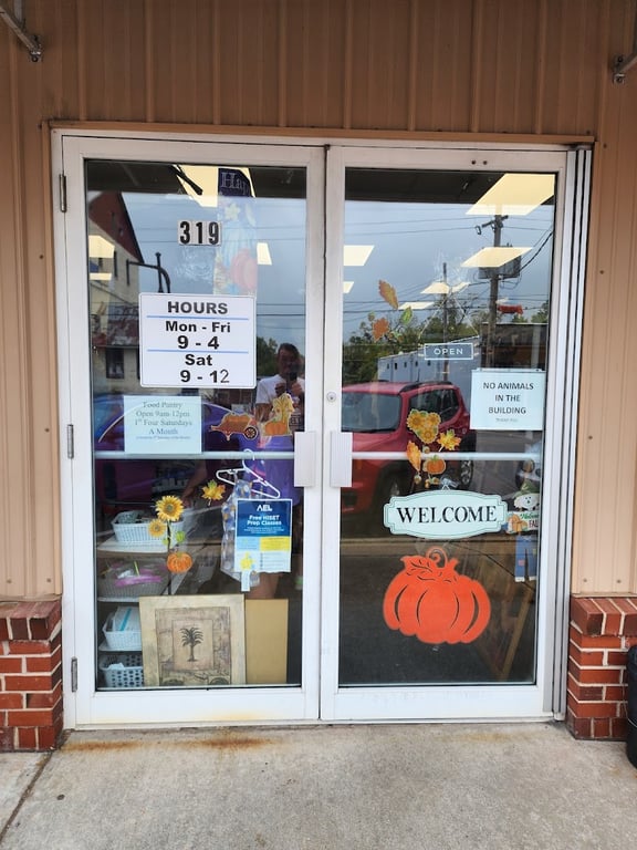 Bourbon Christian Thrift Shop and Food Pantry