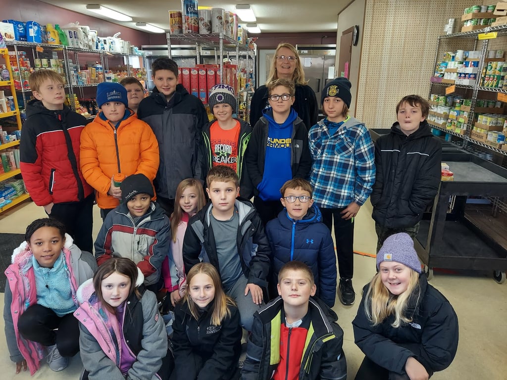 Lansing Iowa Food Trust (L.i.f.t.) – Food Pantry
