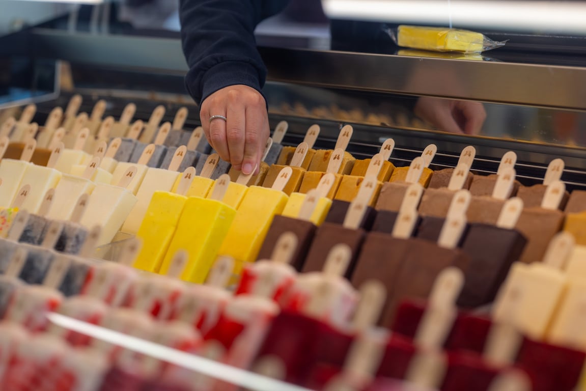 Monarca Ice Cream Paletas – Clive