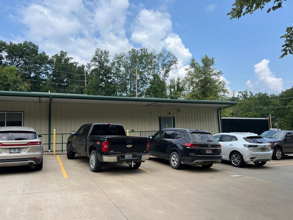 Hope House Of Miller County – Food Pantry