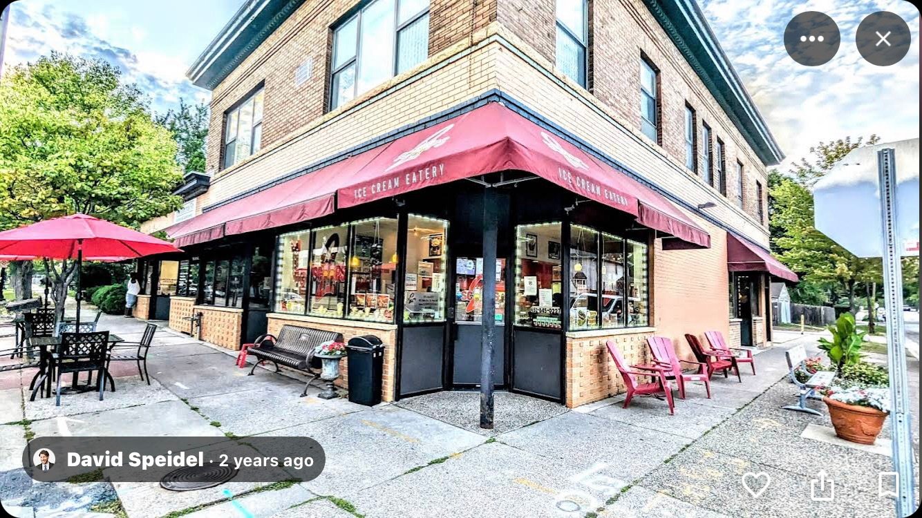2 Scoops Ice Cream Eatery