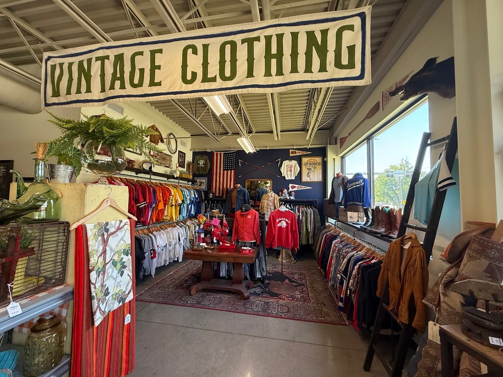 Photo of Aunt Bill’s Vintage and Antique