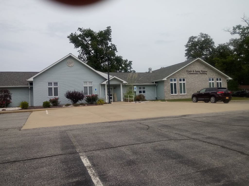 Bond County Senior Center