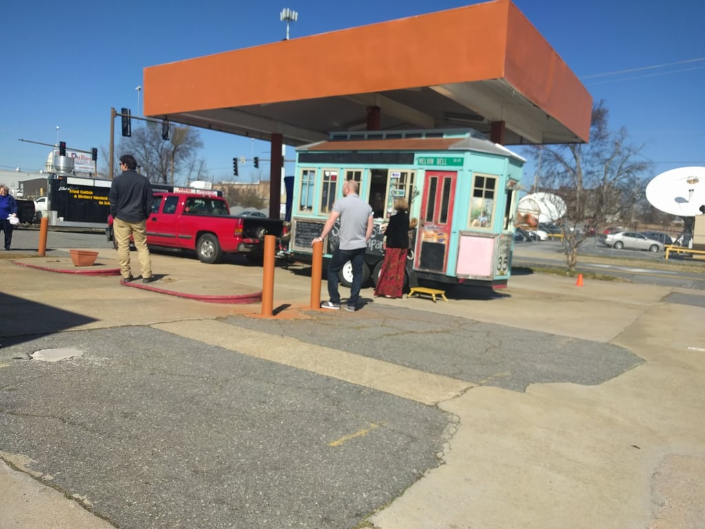 LRFoodTruck Stop