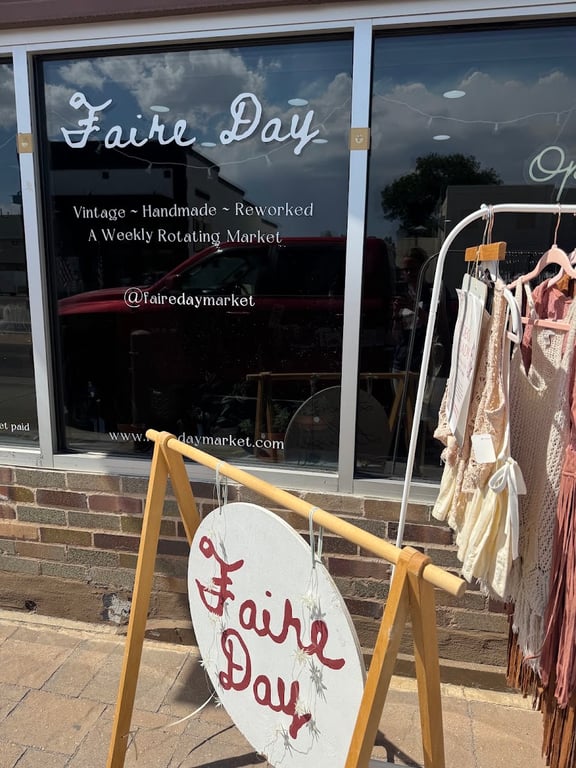 Faire Day – Vintage Clothing Store