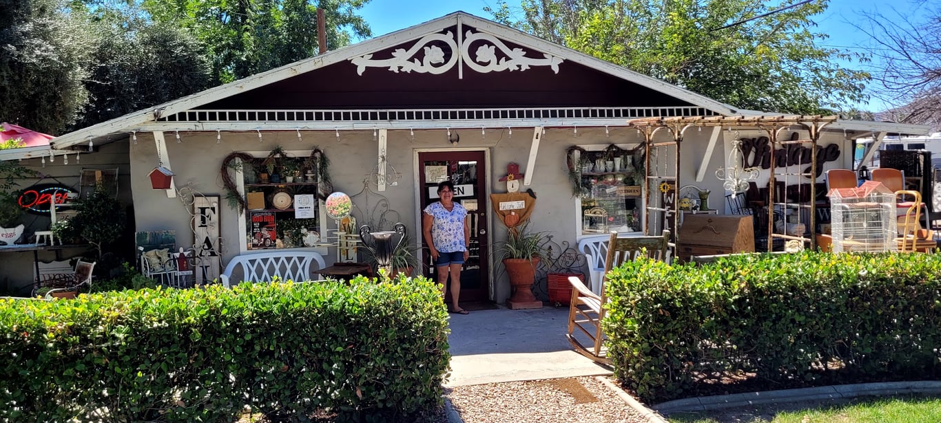 Reborn Treasures& antique
