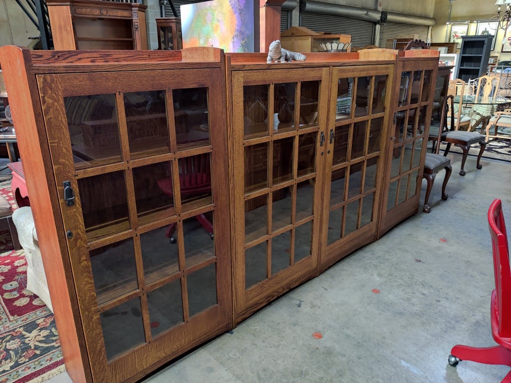 Roney’s Furniture
