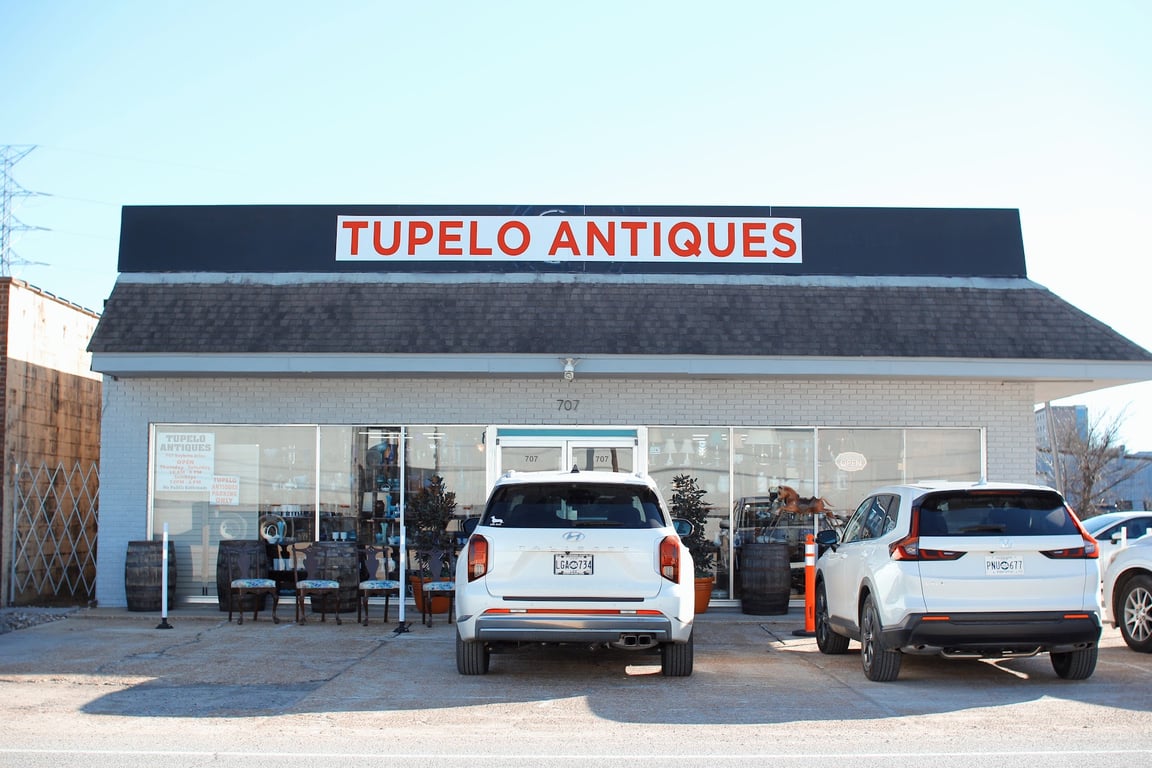 Photo of Tupelo Antiques