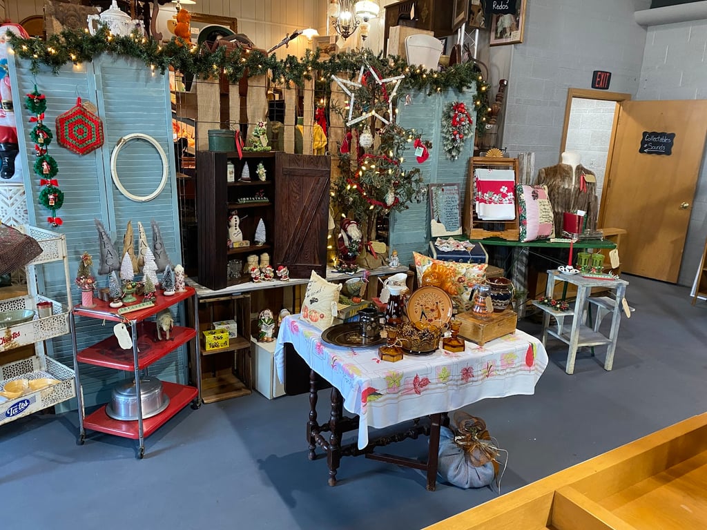 The Sherman Street Emporium Antique/Boutique