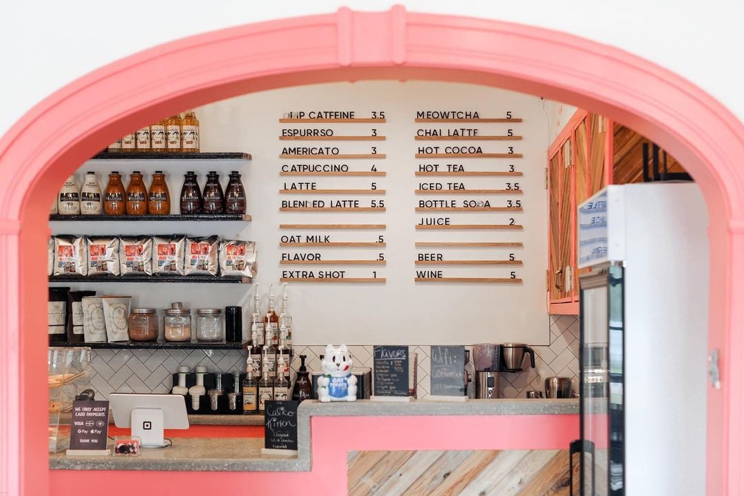 don’t stress meowt – Cat Cafe