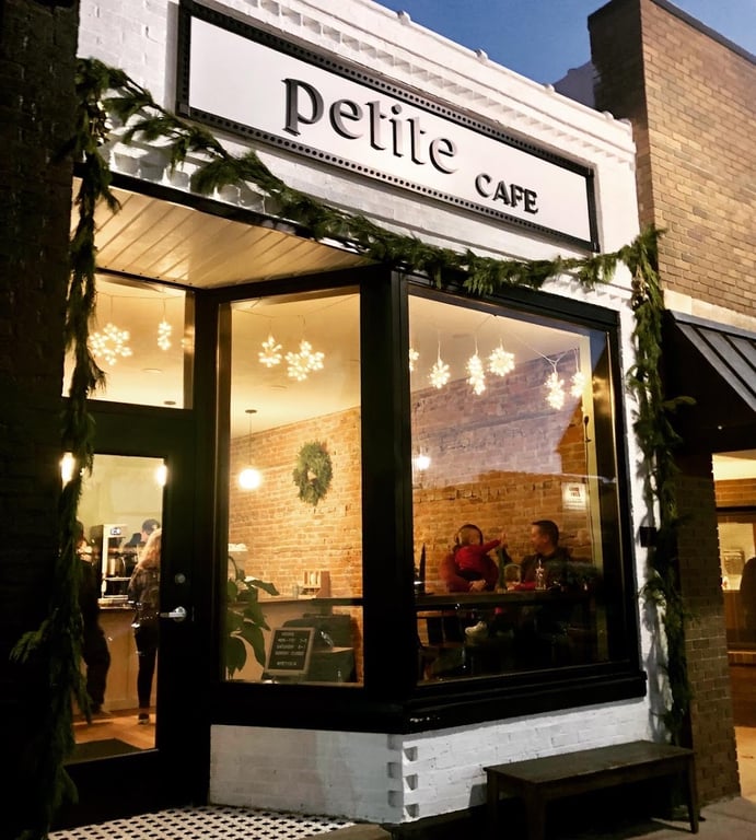 Petite Cafe