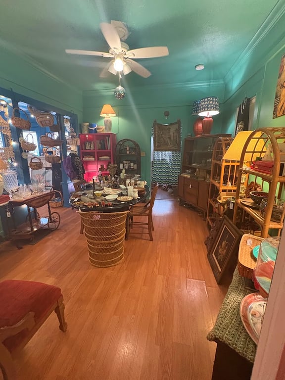 Mumu Vintage Shop