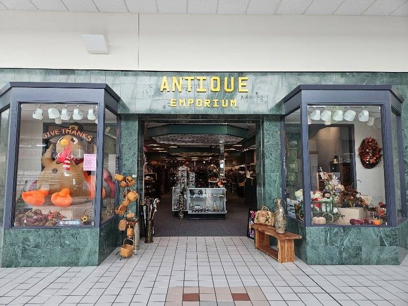 Antique Emporium On The Ridge