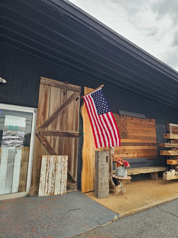 Southern Lumber Reclaimed